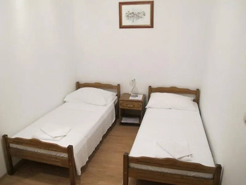 Vendégház Apartments And Rooms Degenija Starigrad-Paklenica