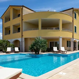 hotellátogatás